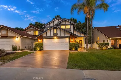 4144 Lost Springs Dr, Calabasas, CA 91301