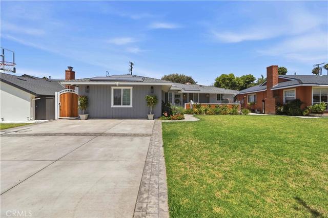 523 Orange Grv, San Fernando, CA 91340