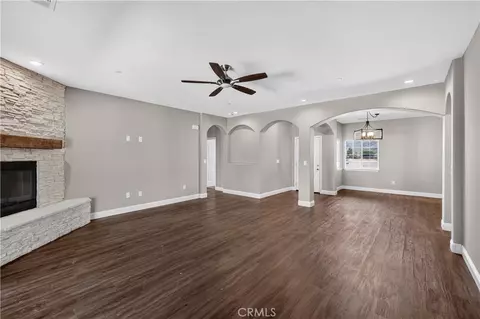 Living - 21841 Mid, Tehachapi, CA 93561 photo 1 of 4