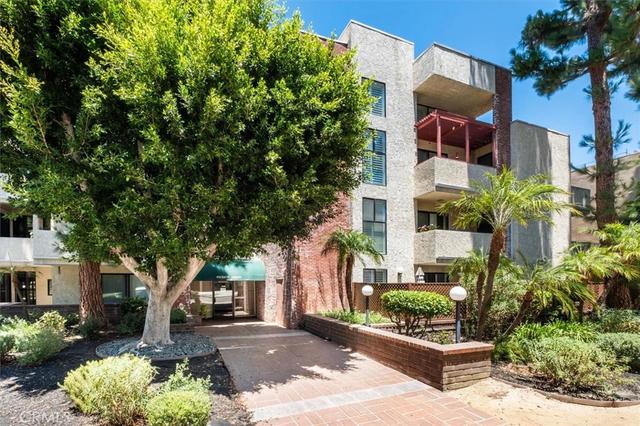 14159 Dickens St #110, Sherman Oaks, CA 91423