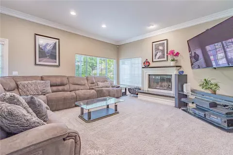 Living - 760 Cinnabar Pl, Simi Valley, CA 93065 photo 2 of 2