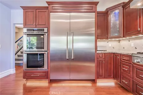 Kitchen - 760 Cinnabar Pl, Simi Valley, CA 93065 photo 5 of 6