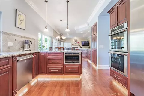 Kitchen - 760 Cinnabar Pl, Simi Valley, CA 93065 photo 6 of 6