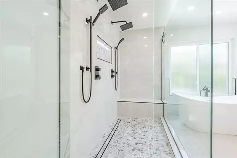 Bath - 760 Cinnabar Pl, Simi Valley, CA 93065 photo 5 of 10