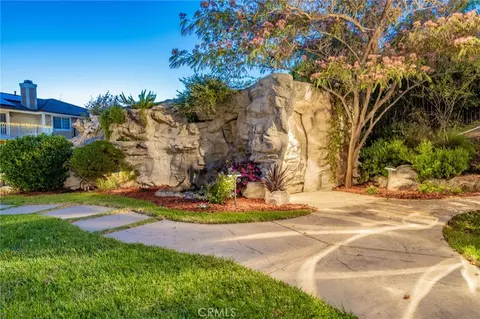Exterior - 760 Cinnabar Pl, Simi Valley, CA 93065 photo 14 of 26
