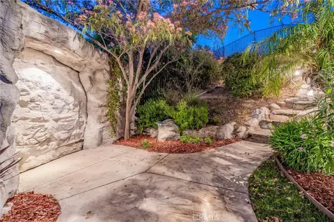 Exterior - 760 Cinnabar Pl, Simi Valley, CA 93065 photo 16 of 26