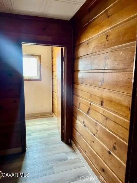 Entry Way - 2069 Inyo, Mojave, CA 93501 photo 1 of 1
