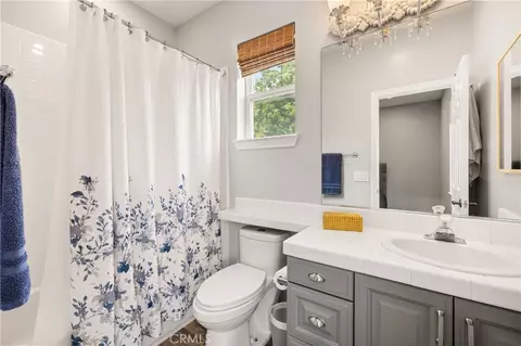 Bath - 5474 Sunlight, Simi Valley, CA 93063 photo 6 of 6