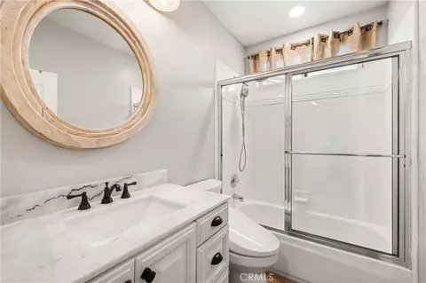 Bath - 5474 Sunlight, Simi Valley, CA 93063 photo 1 of 6