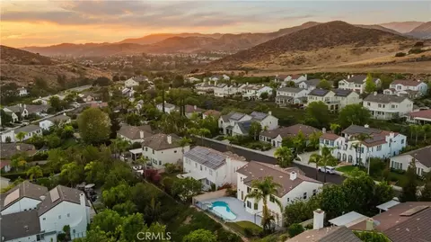 View/Area - 5474 Sunlight, Simi Valley, CA 93063 photo 8 of 10
