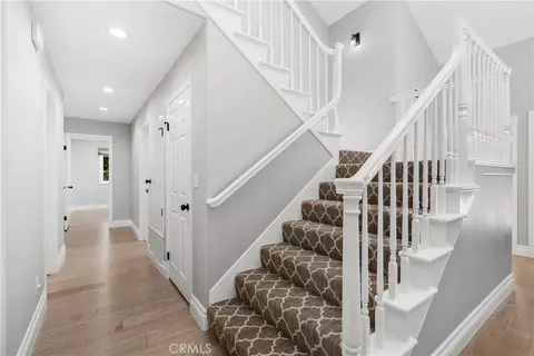 Entry Way - 2288 Ranch View Pl, Thousand Oaks, CA 91362 photo 3 of 5