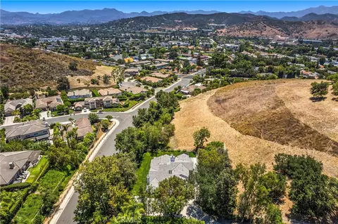 View/Area - 2288 Ranch View Pl, Thousand Oaks, CA 91362 photo 2 of 2