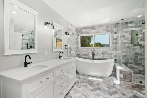 Bath - 2288 Ranch View Pl, Thousand Oaks, CA 91362 photo 3 of 6