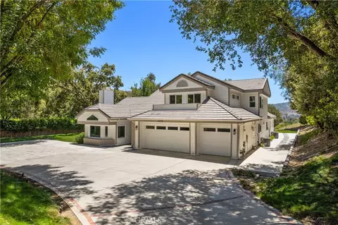 Exterior - 2288 Ranch View Pl, Thousand Oaks, CA 91362 photo 4 of 9