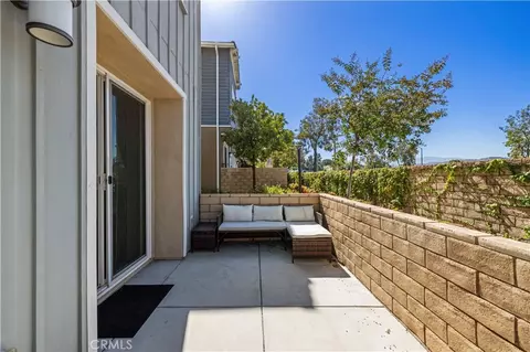 22760 Harmony Dr, Saugus, CA 91350 photo 45