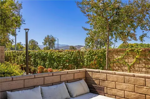 22760 Harmony Dr, Saugus, CA 91350 photo 42