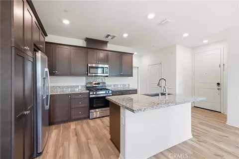 22760 Harmony Dr, Saugus, CA 91350 photo 9