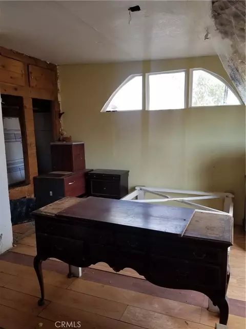 Bedroom - 18501 Fort Tejon Rd, Llano, CA 93544 photo 1 of 1