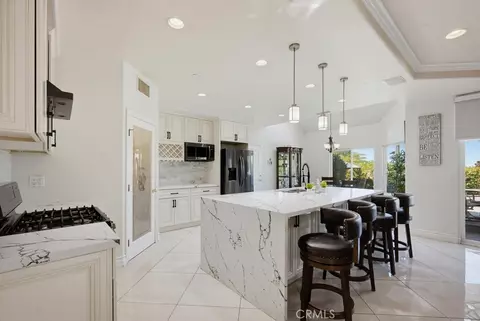 Kitchen - 2525 Prospect Dr, Upland, CA 91784 photo 5 of 6