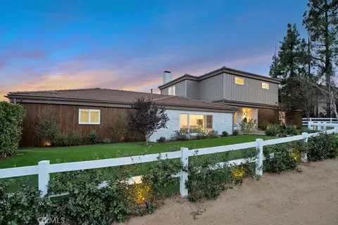 30 Stagecoach Rd, Bell Canyon, CA 91307