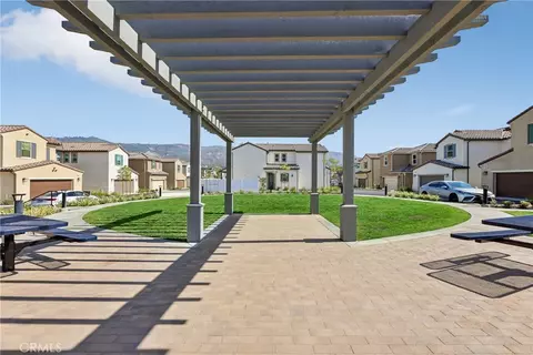 Exterior - 95 Main St, Piru, CA 93040 photo 1 of 3