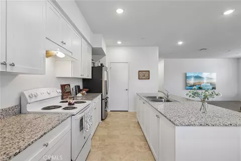 Kitchen - 95 Main St, Piru, CA 93040 photo 1 of 1