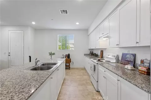 Entry Way - 95 Main St, Piru, CA 93040 photo 1 of 1