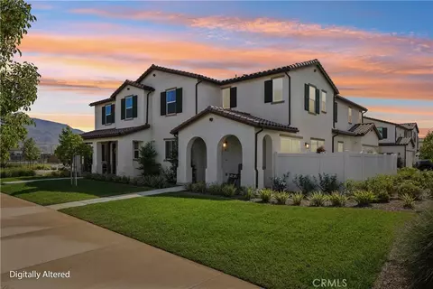 Exterior - 95 Main St, Piru, CA 93040 photo 3 of 3