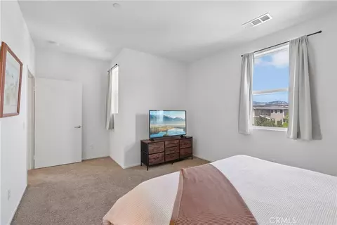 Bedroom - 95 Main St, Piru, CA 93040 photo 2 of 10