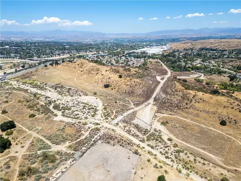 0 Circle J Rnch, Saugus, CA 91350 photo 3