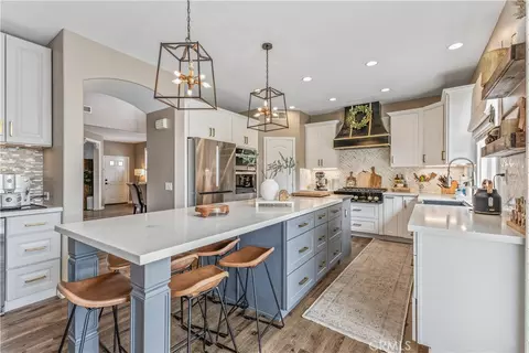 27730 Mariposa Ln, Castaic, CA 91384