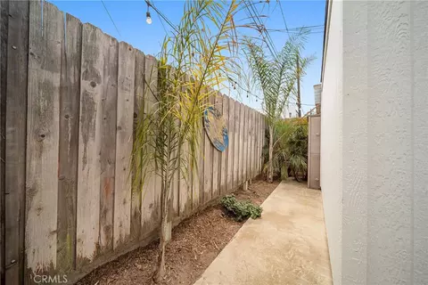 Exterior - 244 Cahuenga Dr, Oxnard, CA 93035 photo 12 of 15