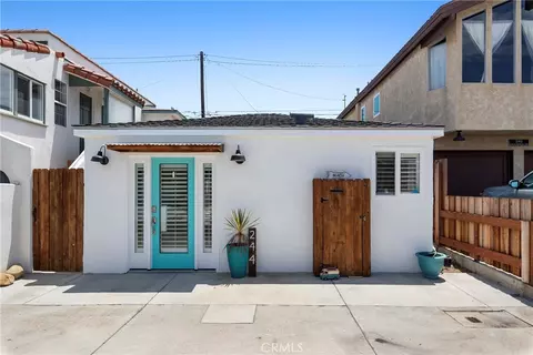 Exterior - 244 Cahuenga Dr, Oxnard, CA 93035 photo 6 of 15