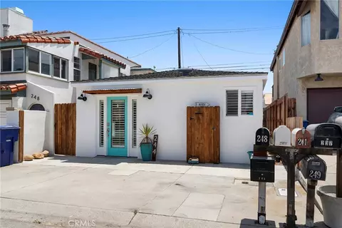 Exterior - 244 Cahuenga Dr, Oxnard, CA 93035 photo 2 of 15