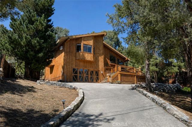 16421 Grizzly Dr, Pine Mountain Club, CA 93222