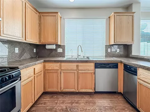 Kitchen - 1630 Licho Way, Oxnard, CA 93030 photo 5 of 6