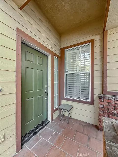 Exterior - 1630 Licho Way, Oxnard, CA 93030 photo 6 of 10