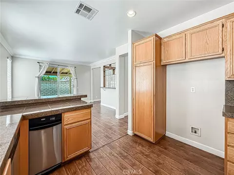 Kitchen - 1630 Licho Way, Oxnard, CA 93030 photo 6 of 6