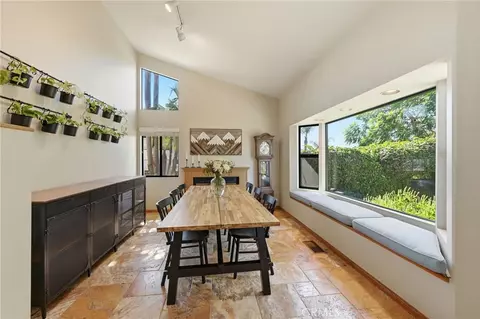 Dining - 1931 Warmlands Ave, Vista, CA 92084 photo 1 of 2