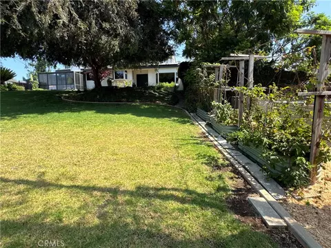 Exterior - 1931 Warmlands Ave, Vista, CA 92084 photo 11 of 22