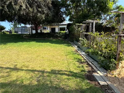 Exterior - 1931 Warmlands Ave, Vista, CA 92084 photo 11 of 23