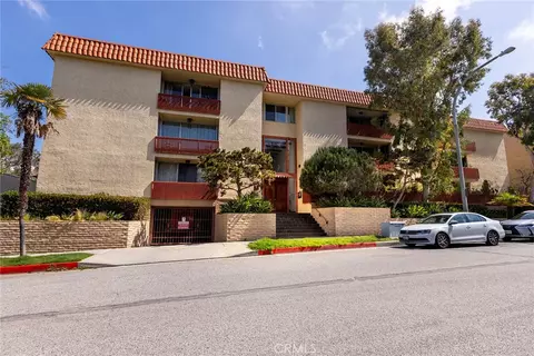5875 Doverwood Dr #309, Culver City, CA 90230