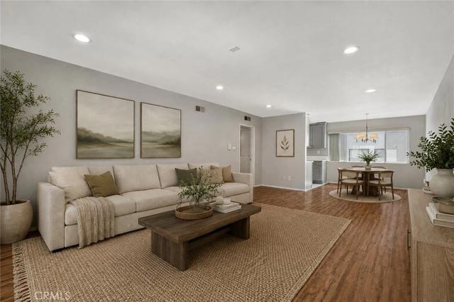 12801 Moorpark St #303, Studio City, CA 91604