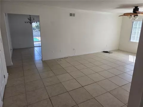 20616 Steve Jon St, Saugus, CA 91350 photo 10