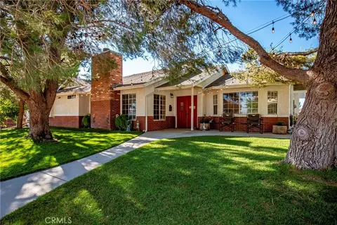 7601 Dogwood Ave, Rosamond, CA 93560