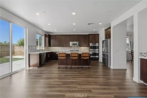 Other - 22604 Dragonfly Ct, Saugus, CA 91350 photo 1 of 8