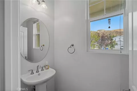 Other - 22604 Dragonfly Ct, Saugus, CA 91350 photo 4 of 8