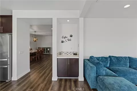 Other - 22604 Dragonfly Ct, Saugus, CA 91350 photo 3 of 8
