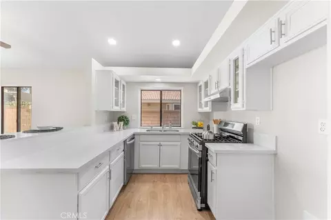 Kitchen - 43552 Yew St, Lancaster, CA 93536 photo 1 of 2
