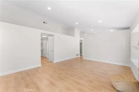 Living - 43552 Yew St, Lancaster, CA 93536 photo 2 of 8